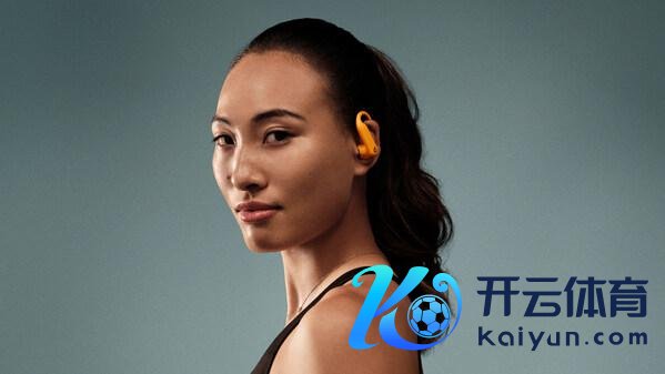 中国网球明星郑钦文成为其各人品牌代言东谈主新成员体育赛事直播