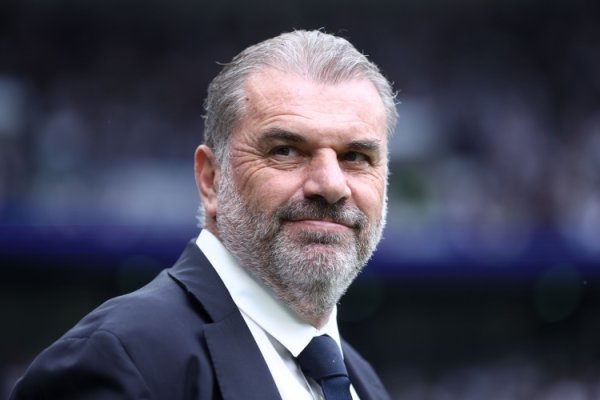 ”“球员们需要等12分钟恭候判决体育录像/图片