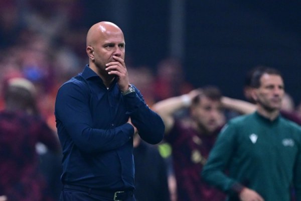 在本场比赛之前的新闻发布会上体育赛事直播