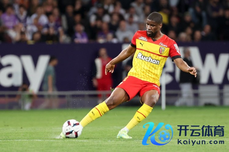 意媒：尤文图斯专诚引进中卫，他们对丹索感趣味趣味