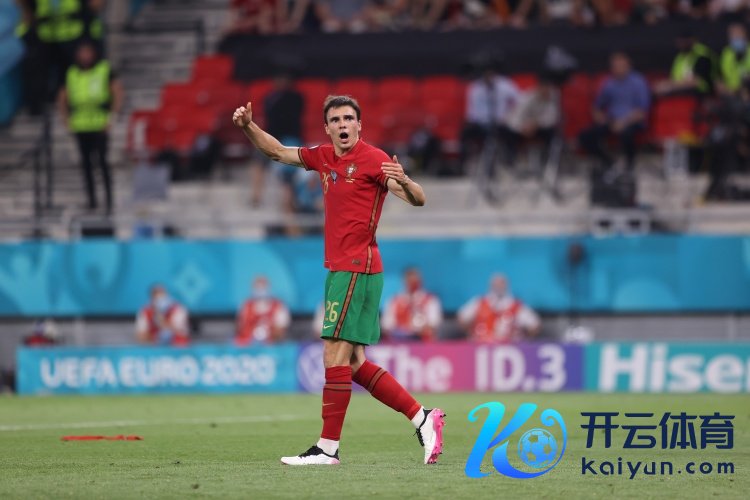 球报：帕利尼亚缺席葡萄牙周三查考欧洲杯体育信息，能否出战波兰存疑