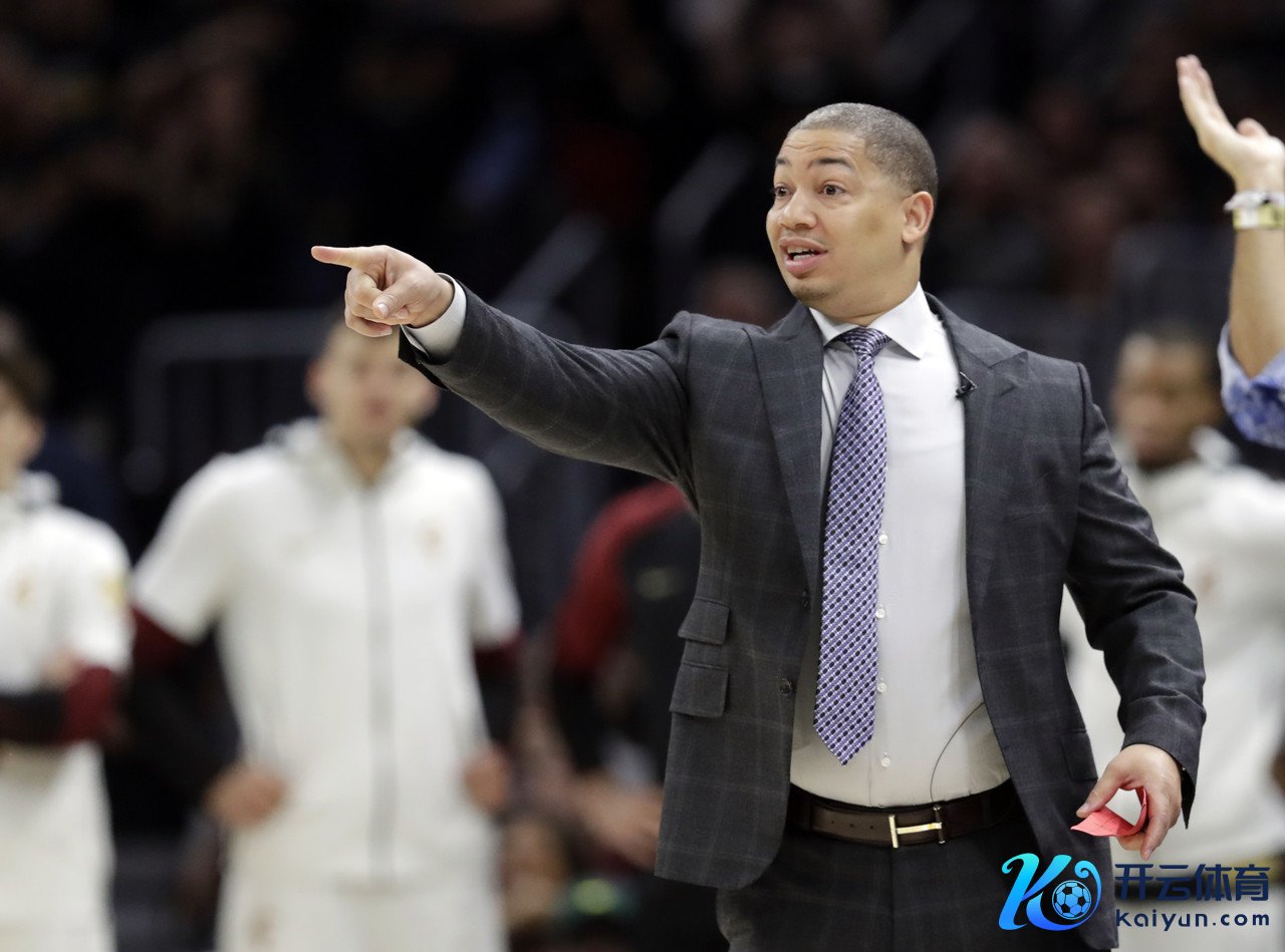 为什么不练新东说念主?卢:我在骑士练了6场新东说念主 6连败把我方练没了